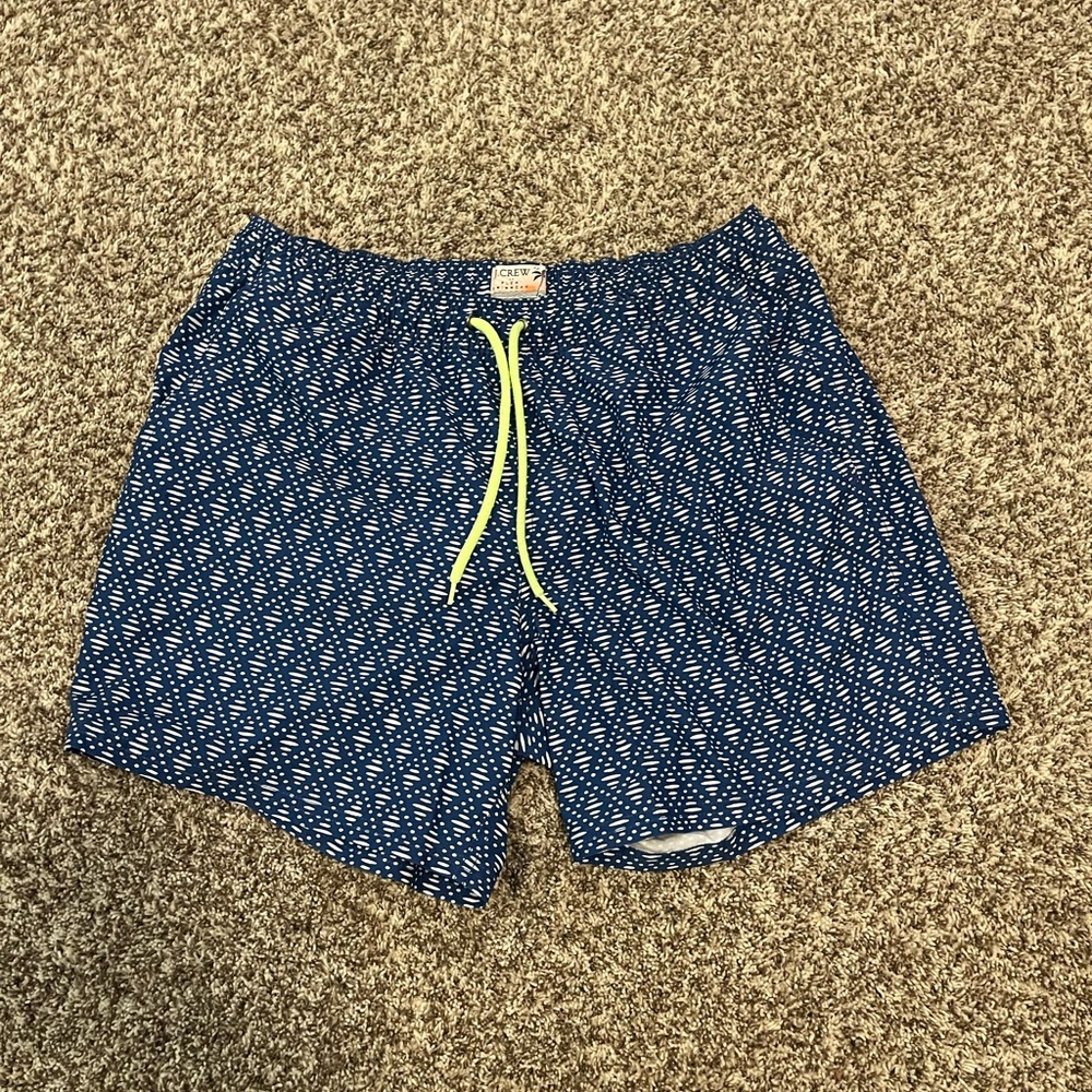 Colorful Patterned Swim Shorts Set - Picture 4 of 11